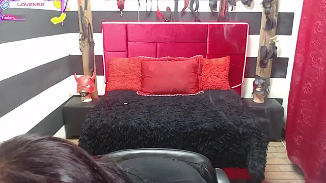 Snapshot of Marian_Ran chatting on 09-30-25, 03:55 Marian Ran online show from 09-30-25, 03:55