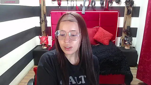 Snapshot of Marian_Ran chatting on 10-06-25, 03:59 Marian Ran online show from 10-06-25, 03:59