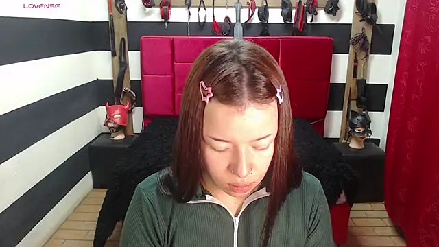 Snapshot of Marian_Ran chatting on 10-20-25, 03:07 Marian Ran online show from 10-20-25, 03:07