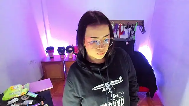 Marian Ran online show from 12-22-25, 03:14