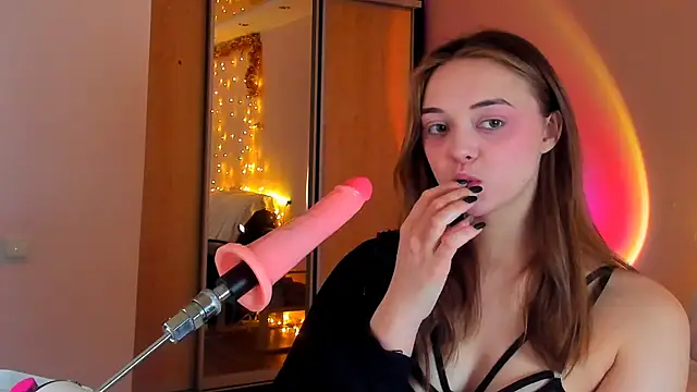 May Flower online show from 01-19-25, 03:10