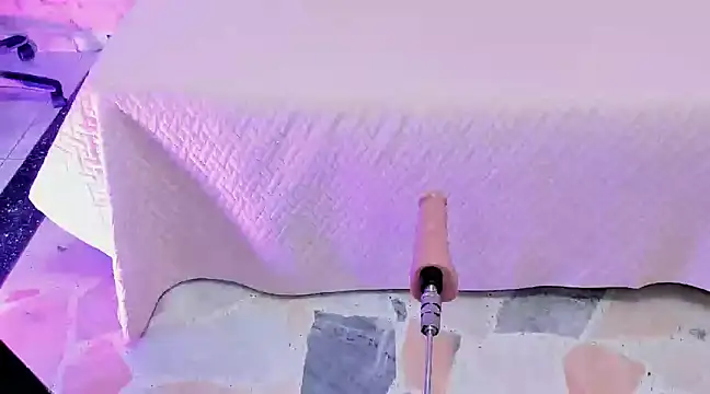 VICTORIA HOUSTON online show from 12-14-24, 03:40