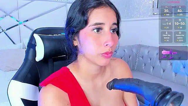 VICTORIA HOUSTON online show from 12-20-25, 03:08