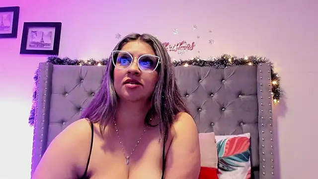 Snapshot of Melinda_bob chatting on 01-31-25, 01:12 Melinda bob online show from 01-31-25, 01:12