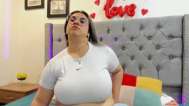 Snapshot of Melinda_bob chatting on 03-19-25, 12:45 Melinda bob online show from 03-19-25, 12:45