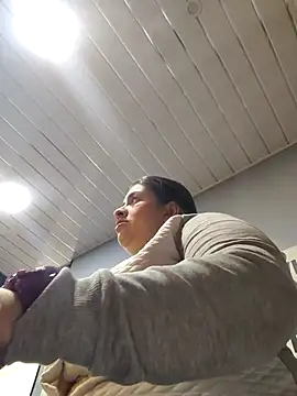 Snapshot of Melinda_bob chatting on 09-15-25, 02:39 Melinda bob online show from 09-15-25, 02:39