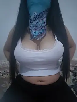 Snapshot of Liyan- chatting on 01-10-26, 09:52 Liyan- online show from 01-10-26, 09:52