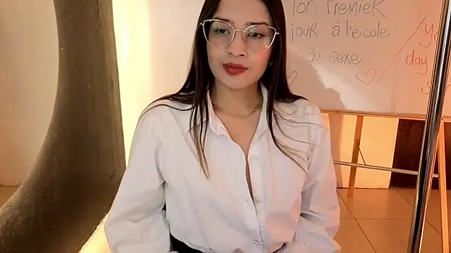 Emma Lombardi online show from 09-26-25, 01:59