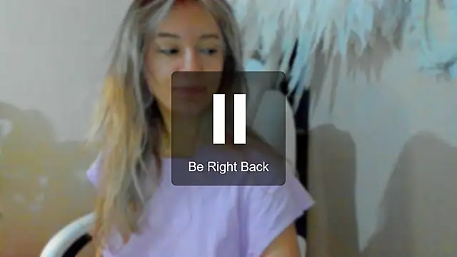 Snapshot of foxy_blond chatting on 11-07-25, 12:32 foxy blond online show from 11-07-25, 12:32