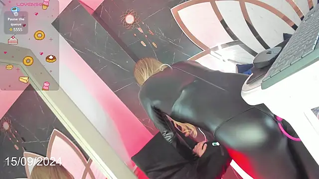 nayshalopestss online show from 12-15-24, 01:11