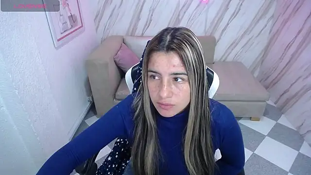 Snapshot of Valerie_b chatting on 01-16-25, 03:02 Valerie b online show from 01-16-25, 03:02