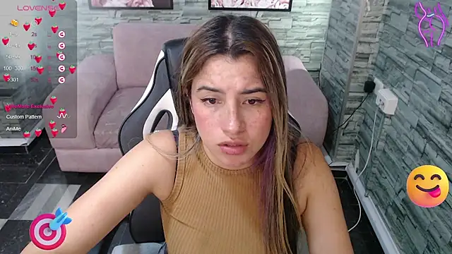 Snapshot of Valerie_b chatting on 02-01-25, 09:11 Valerie b online show from 02-01-25, 09:11