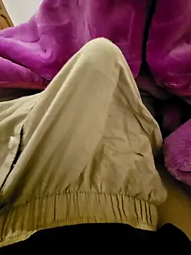 rasta9007 online show from 04-07-26, 08:15