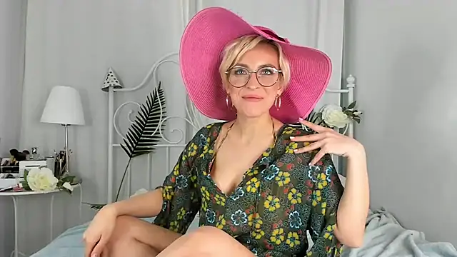 SakuFox online show from 01-24-25, 03:00