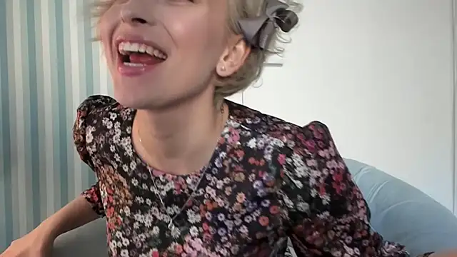 SakuFox online show from 02-24-25, 07:09