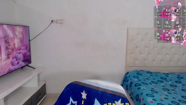 Snapshot of DannaDocell chatting on 02-11-26, 06:29 DannaDocell online show from 02-11-26, 06:29