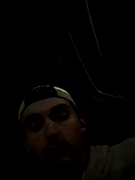 Snapshot of kevinsito1 chatting on 11-18-25, 04:39 kevinsito1 online show from 11-18-25, 04:39