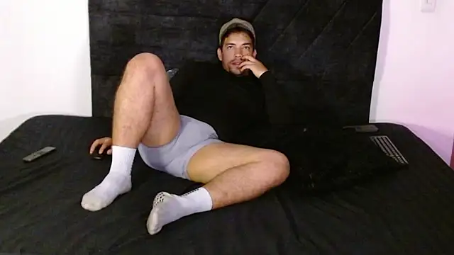 Snapshot of Ian_Daviz chatting on 05-22-26, 03:13 Ian Daviz online show from 05-22-26, 03:13