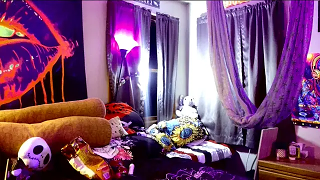 Snapshot of KRYZTALYNXXX chatting on 02-20-25, 07:45 KRYZTALYNXXX online show from 02-20-25, 07:45