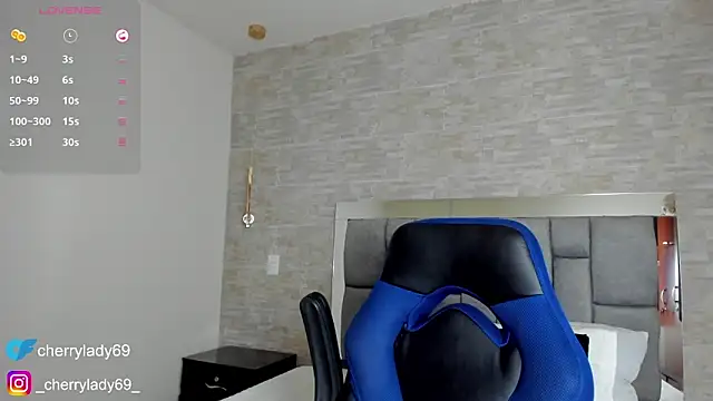 ladyAn  online show from 02-26-25, 07:20