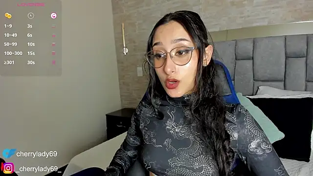 ladyAn  online show from 03-01-25, 05:52