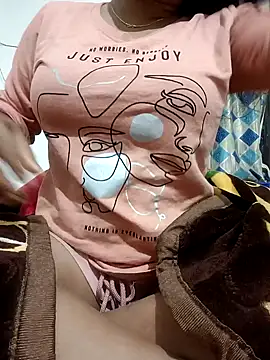 Snapshot of riya_kumari0 chatting on 01-15-25, 02:13 riya kumari0 online show from 01-15-25, 02:13