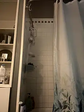 JdLove1 online show from 12-04-24, 08:45