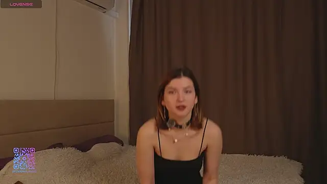 sarahUwU online show from 03-09-26, 08:29