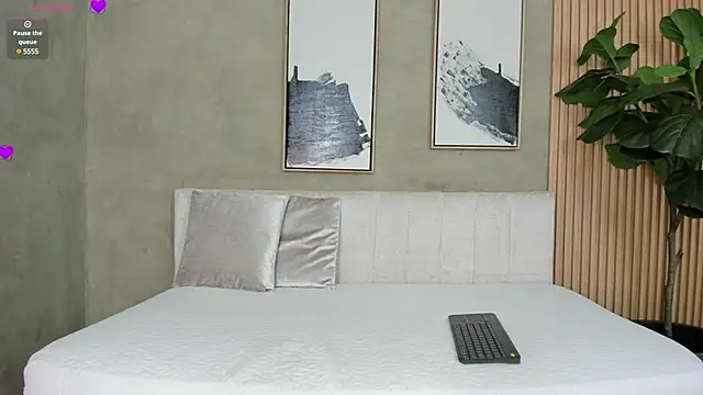 Snapshot of nina_soul chatting on 01-11-25, 12:07 nina soul online show from 01-11-25, 12:07