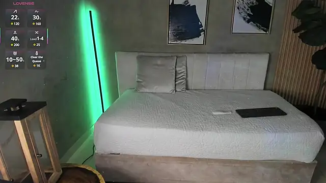 Snapshot of nina_soul chatting on 01-17-25, 11:49 nina soul online show from 01-17-25, 11:49