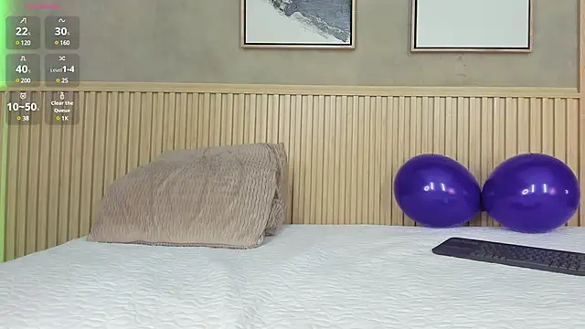 Snapshot of nina_soul chatting on 02-11-25, 12:05 nina soul online show from 02-11-25, 12:05