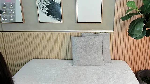 Snapshot of nina_soul chatting on 09-09-25, 12:26 nina soul online show from 09-09-25, 12:26