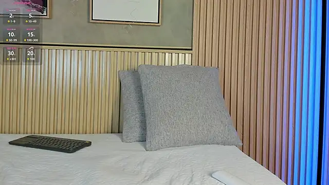 Snapshot of nina_soul chatting on 11-22-25, 12:37 nina soul online show from 11-22-25, 12:37