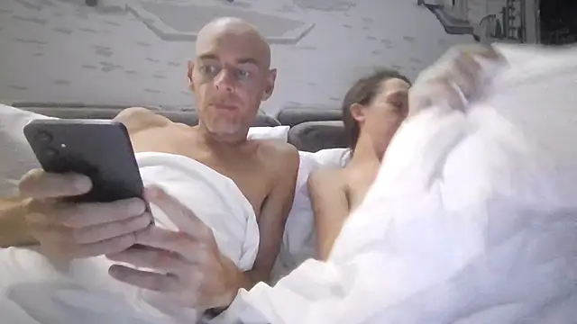 Snapshot of SweetSexySub chatting on 10-10-25, 06:40 SweetSexySub online show from 10-10-25, 06:40