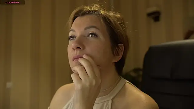 Katherine Fox online show from 12-13-24, 07:04