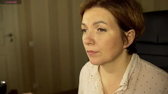 Katherine Fox online show from 12-25-24, 02:23