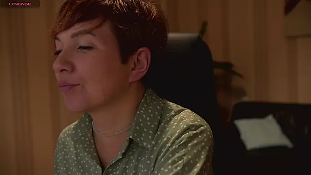 Katherine Fox online show from 01-10-25, 08:18