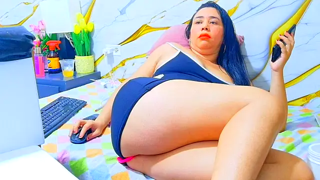 Snapshot of NINFA69 chatting on 06-20-26, 06:33 NINFA69 online show from 06-20-26, 06:33