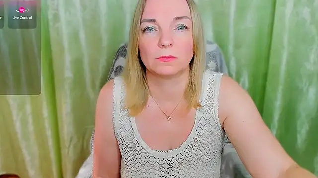 Regina  blue online show from 03-07-25, 08:55