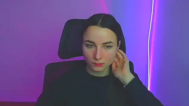 Snapshot of Eva_Janee chatting on 01-17-25, 06:47 Eva Janee online show from 01-17-25, 06:47