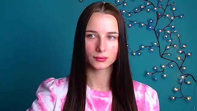 Snapshot of Eva_Janee chatting on 10-24-25, 05:26 Eva Janee online show from 10-24-25, 05:26