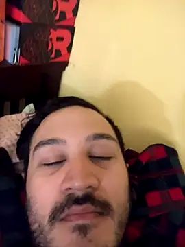 Snapshot of Sleeker99 chatting on 09-13-25, 12:10 Sleeker99 online show from 09-13-25, 12:10