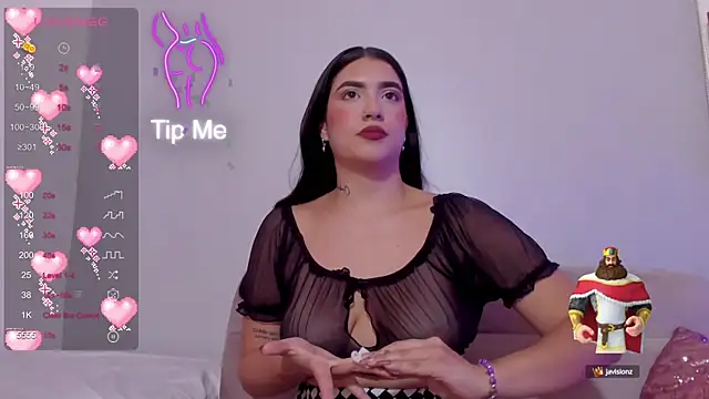 VeronicaGilss online show from 01-26-25, 05:13