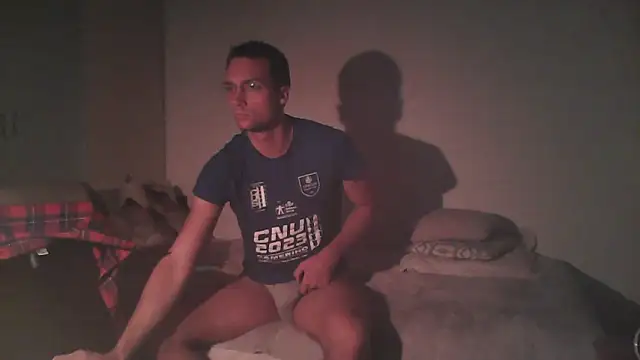 Snapshot of xentetube01 chatting on 10-21-25, 07:36 xentetube01 online show from 10-21-25, 07:36