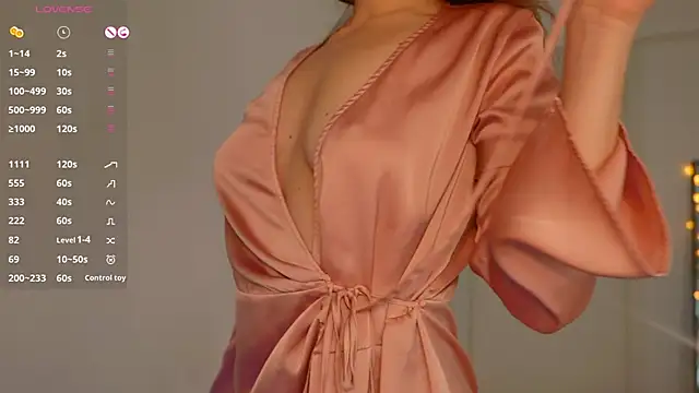 FazeyJ  online show from 12-19-24, 07:07