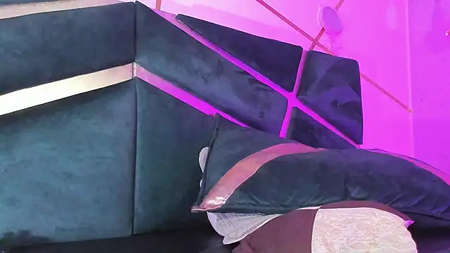 Charlie Williams online show from 01-16-25, 04:28