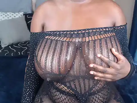 Snapshot of BlackJaguar30 chatting on 03-18-25, 05:52 BlackJaguar30 online show from 03-18-25, 05:52