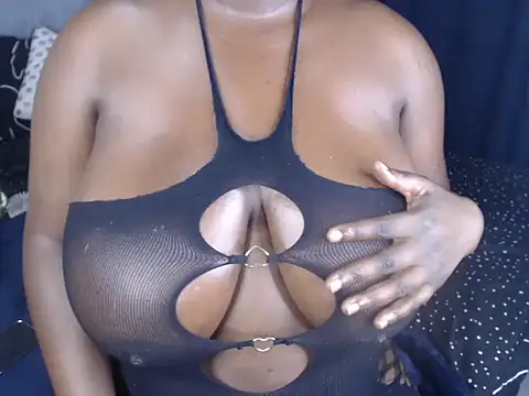 Snapshot of BlackJaguar30 chatting on 03-23-25, 01:53 BlackJaguar30 online show from 03-23-25, 01:53