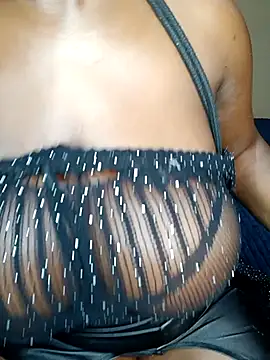 Snapshot of BlackJaguar30 chatting on 09-19-25, 02:13 BlackJaguar30 online show from 09-19-25, 02:13