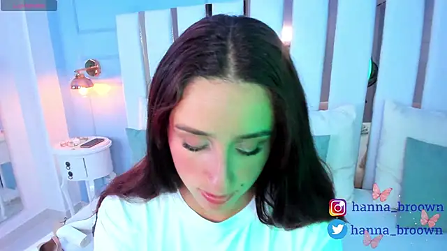 Snapshot of hannaa_brown chatting on 12-20-24, 03:25 hannaa brown online show from 12-20-24, 03:25